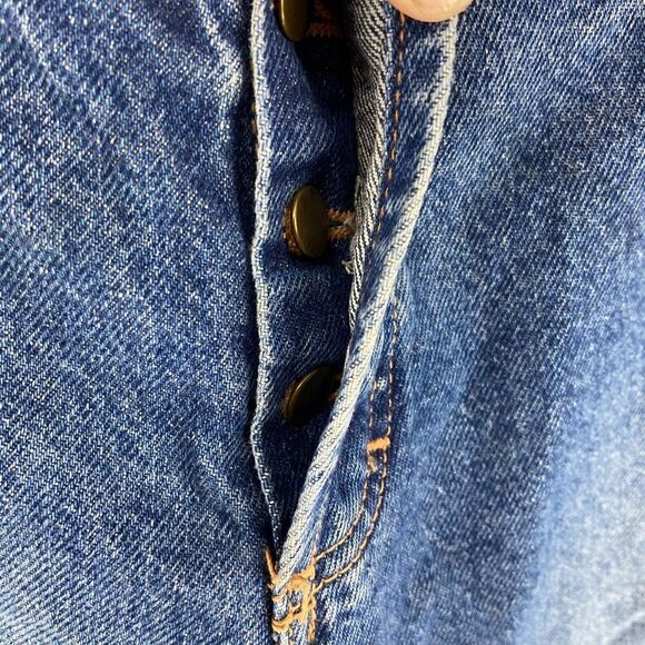 Mudd Button Fly Medium Wash Low rise Flare Leg Blue Jean Pant y2k 90s Jrs 5 - Picture 3 of 6